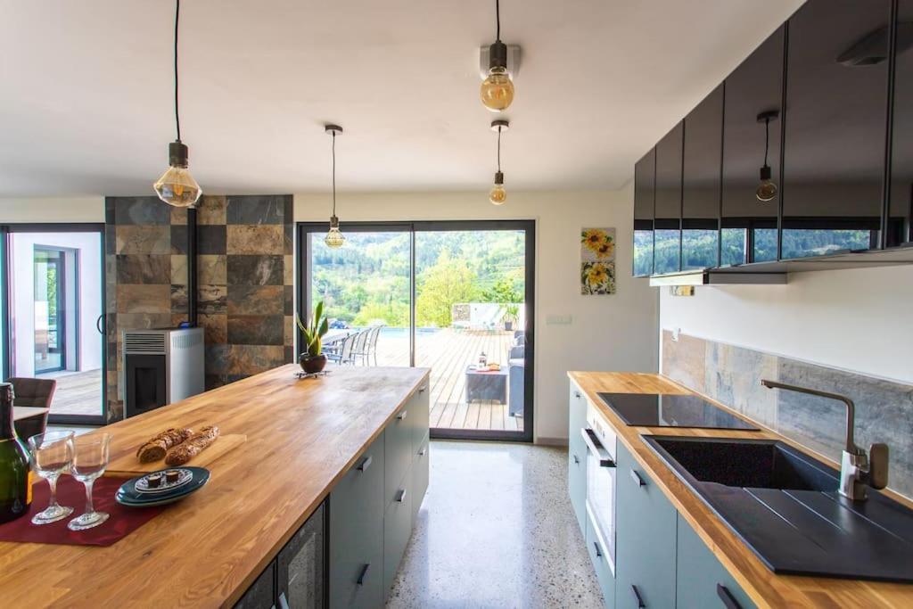 Villa Blanche, Contemporary, Cathars, Couiza, Carcassonne Экстерьер фото